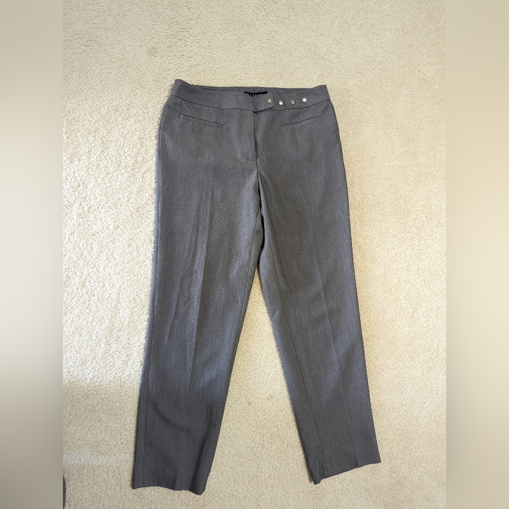 Women's size 6 gray cropped mid rise loose fit dress pants slacks
